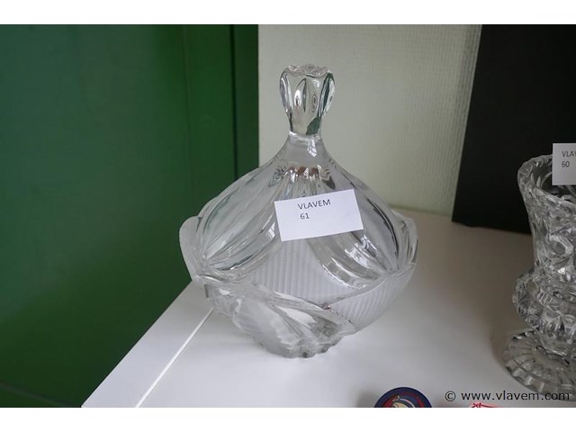 Dekselpot in kristal - afbeelding 1 van  1