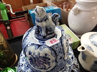 Dekselvaas petrus regout & co (met merkteken) - afbeelding 2 van  3