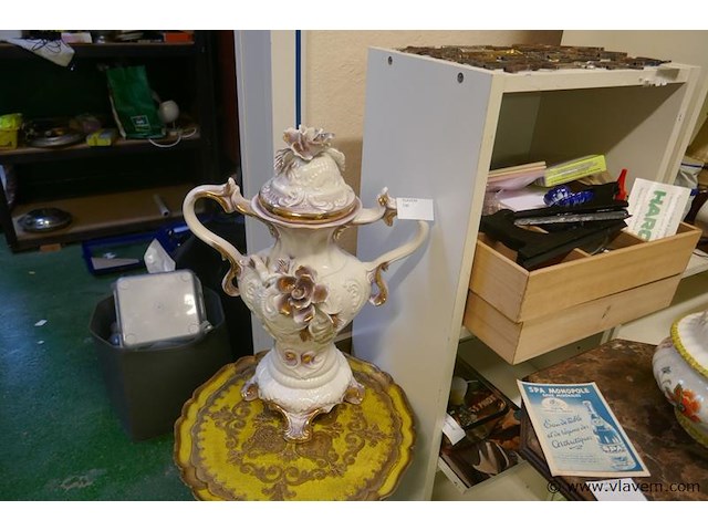 Dekselvaas - afbeelding 1 van  1