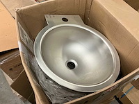 Delabie rvs wastafel (2x) - afbeelding 1 van  5