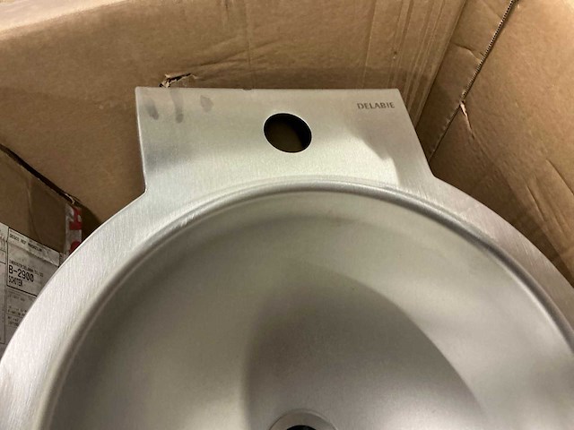 Delabie rvs wastafel (2x) - afbeelding 2 van  5