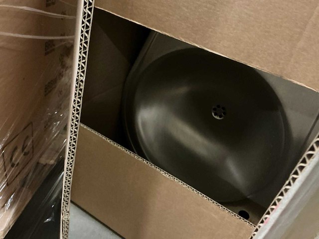 Delabie rvs wastafel (2x) - afbeelding 4 van  5