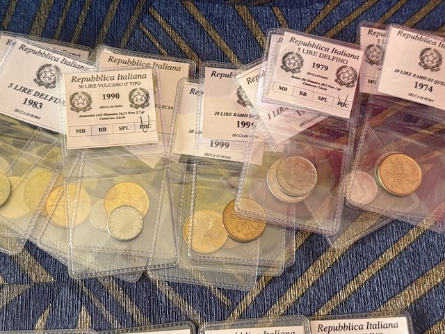 Delacre doos met italiaanse munten - afbeelding 5 van  6