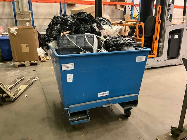 Delaps tk900 mobiele afval kiep container - afbeelding 2 van  4