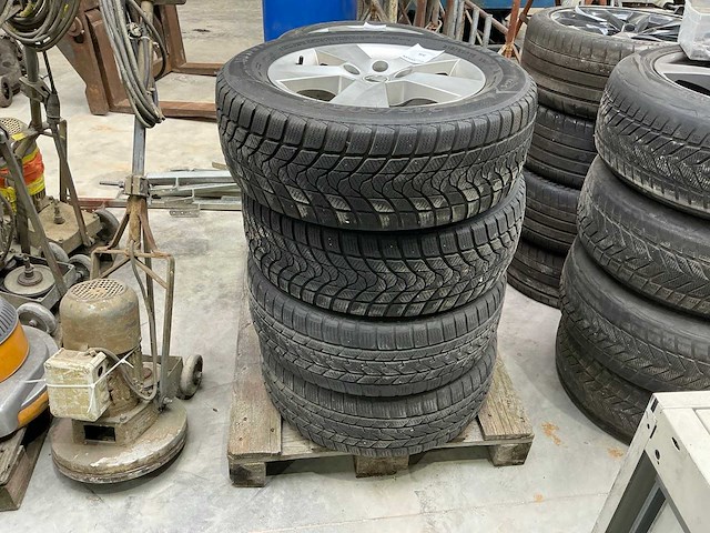 Delinte autoband (4x) - afbeelding 1 van  6