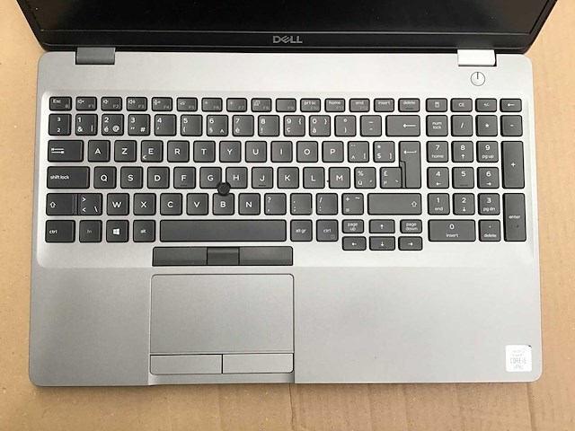 Dell - latitude 5511 - laptop - afbeelding 3 van  3
