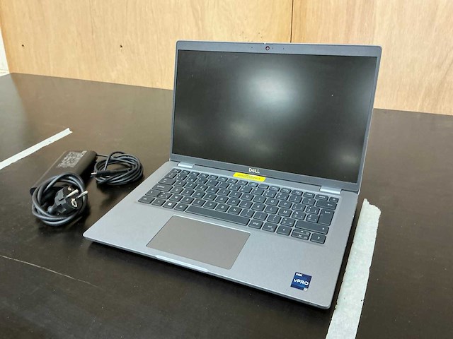 Dell - precision 3470 - laptop - afbeelding 1 van  12