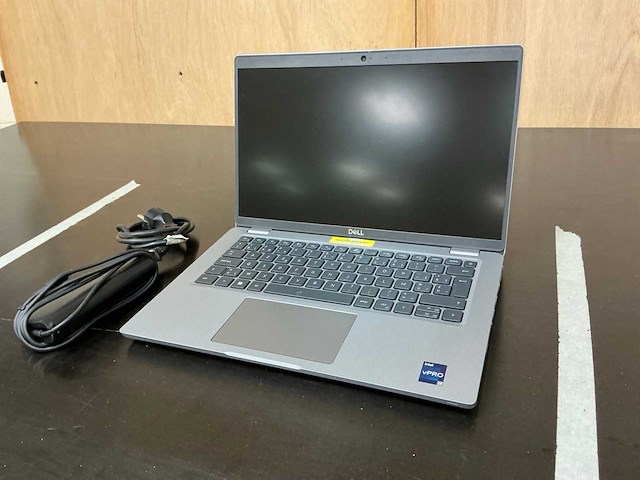 Dell - precision 3470 - laptop - afbeelding 1 van  13