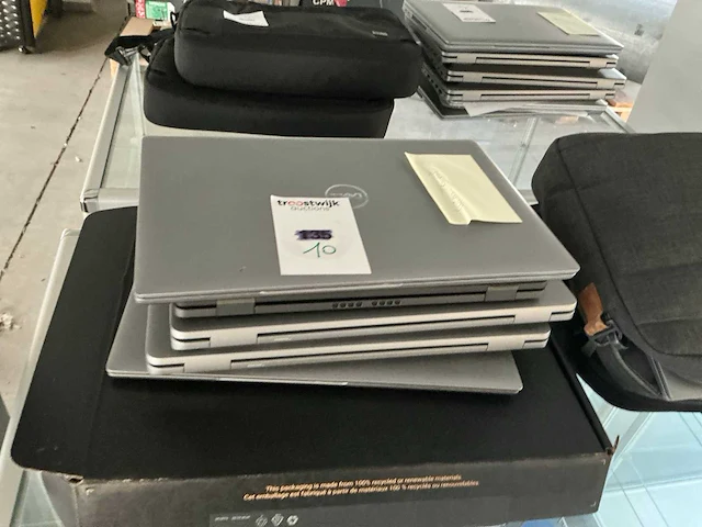 Dell diverse laptops (6x) - afbeelding 1 van  3