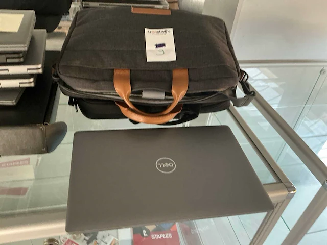 Dell laptop (2x) - afbeelding 1 van  3