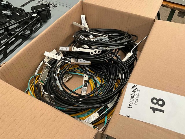 Dell power edge r640 server + compellent storage - afbeelding 3 van  8