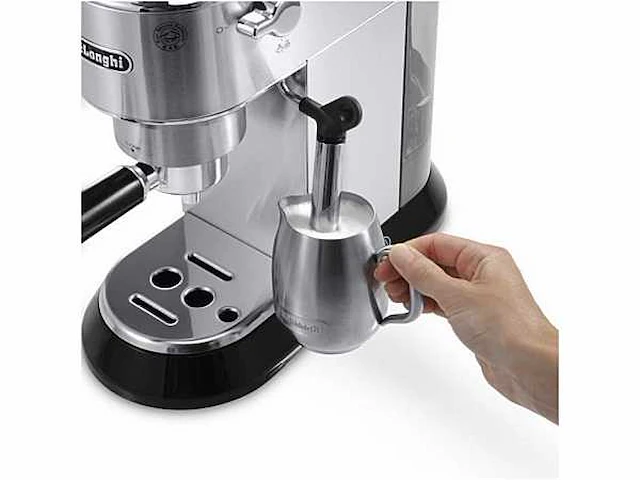 De'longhi dedica style - handmatige espressomachine handmatige melkopschuimer - afbeelding 4 van  5