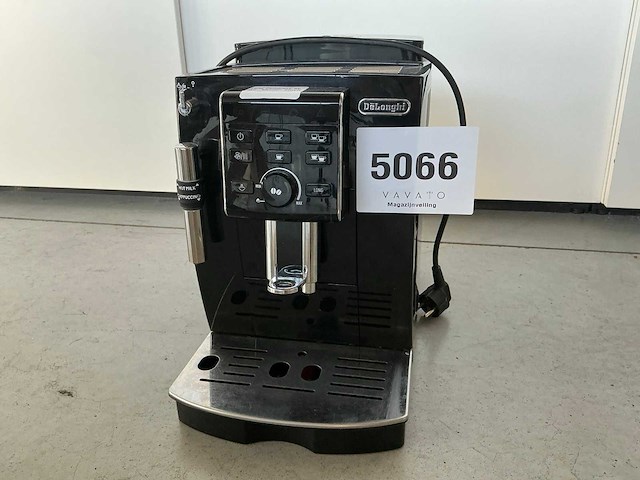 Delonghi ecam 23.120b koffiemachine - afbeelding 1 van  6