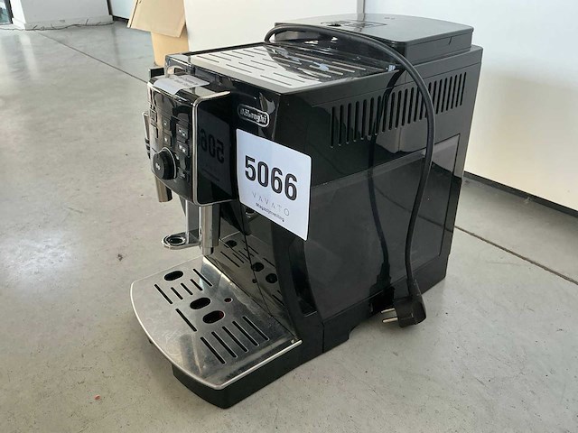 Delonghi ecam 23.120b koffiemachine - afbeelding 4 van  6