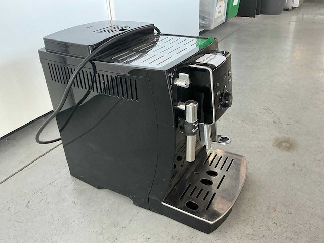 Delonghi ecam 23.120b koffiemachine - afbeelding 5 van  6
