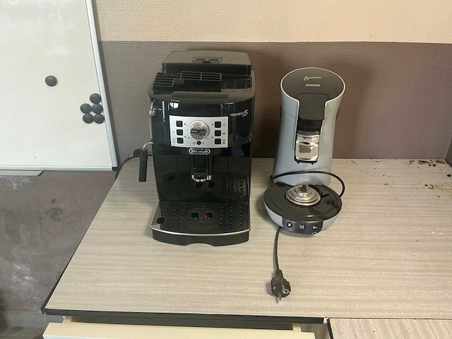 Delonghi ecam22.105.b koffiemachine - afbeelding 2 van  7