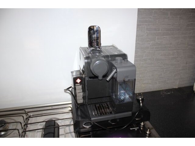 Delonghi latissimo touch - afbeelding 1 van  4
