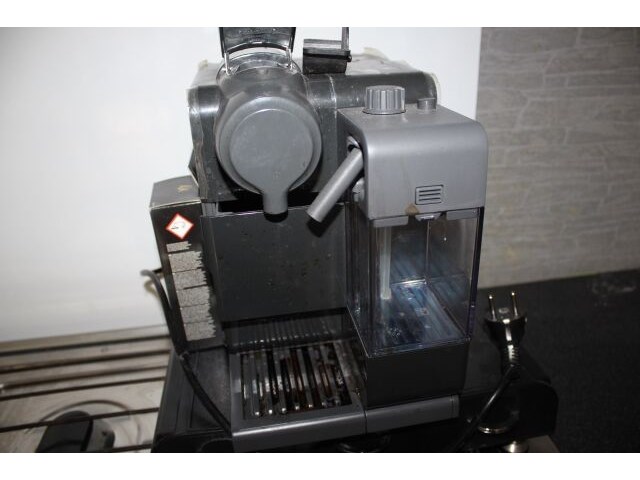Delonghi latissimo touch - afbeelding 3 van  4