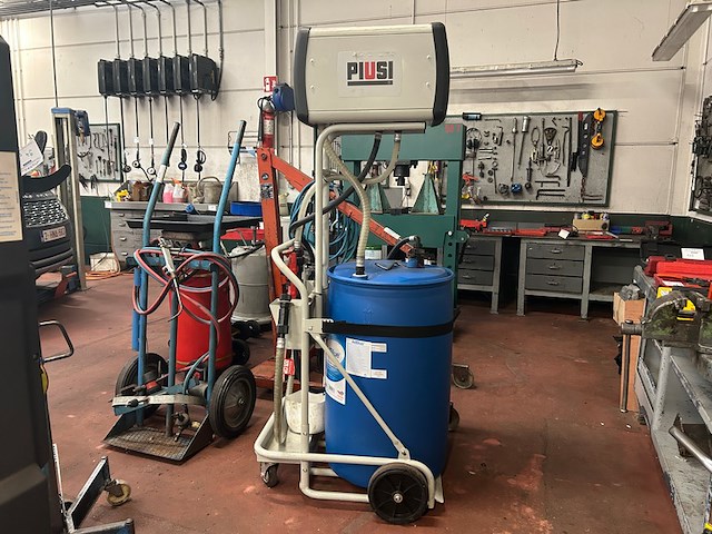 Delphin car dispenser for adblue - afbeelding 1 van  10