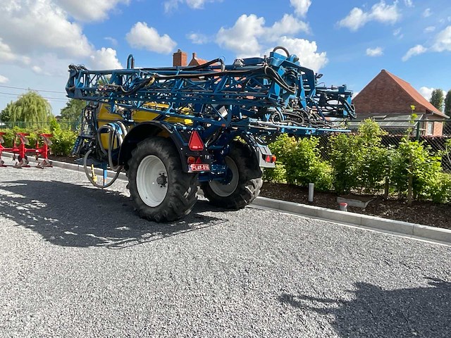 Delvano ft 4400 eaks veldspuit - afbeelding 11 van  17
