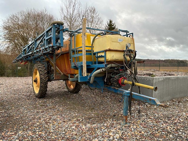 Delvano traine eakh spuitmachine - afbeelding 1 van  37