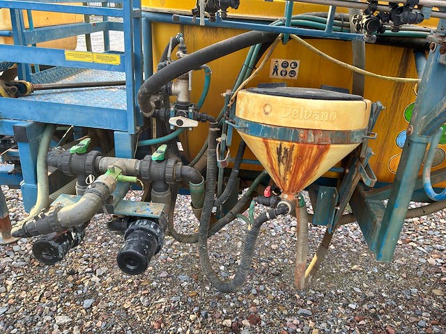 Delvano traine eakh spuitmachine - afbeelding 13 van  37