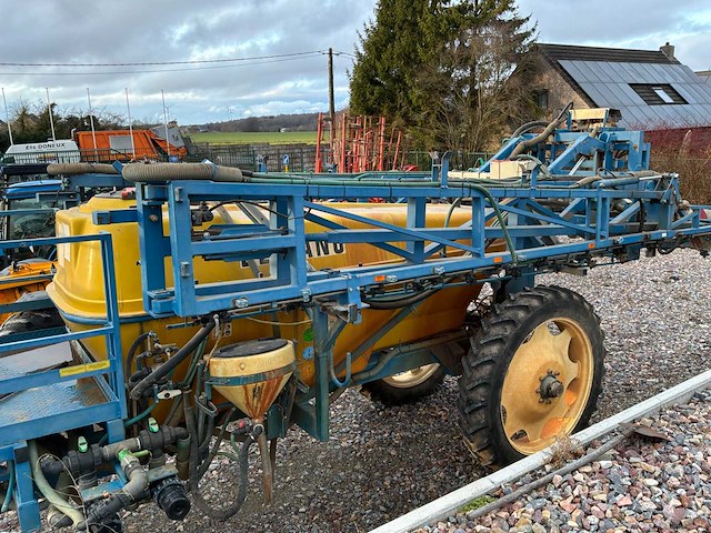 Delvano traine eakh spuitmachine - afbeelding 32 van  37