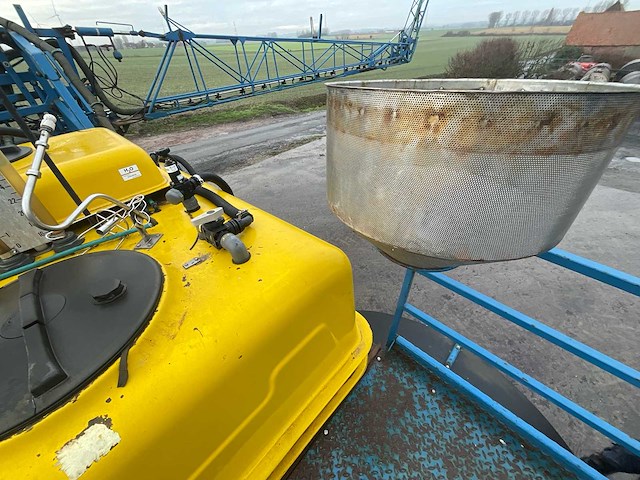 Delvano zelfrijdende spuitspuit - afbeelding 9 van  19