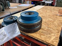 Demag 2 x aandrijfwiel dia170 en 1 x meeloopwiel dia 170 - afbeelding 2 van  3