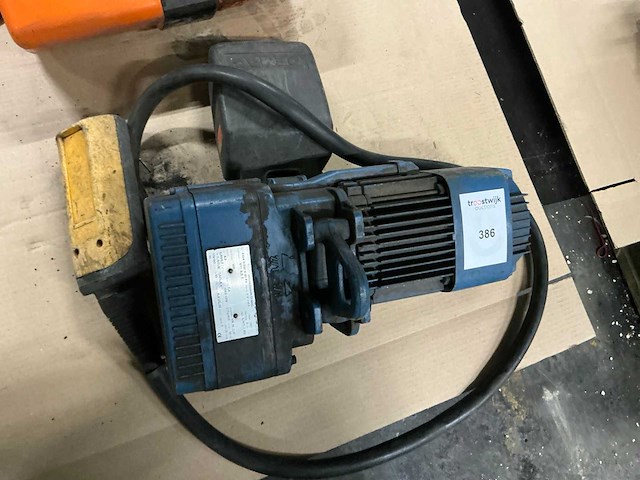 Demag elektrische kettingtakel - afbeelding 2 van  3