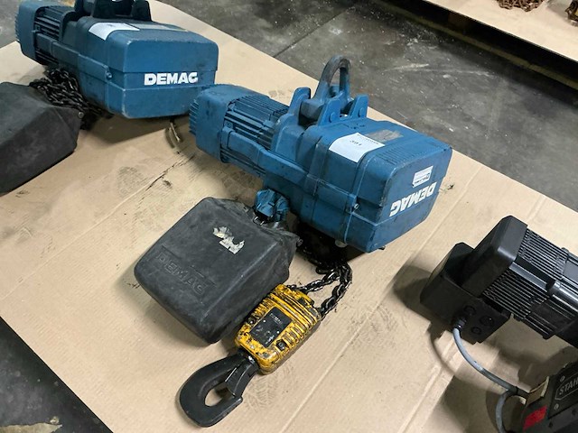 Demag elektrische kettingtakel - afbeelding 1 van  4