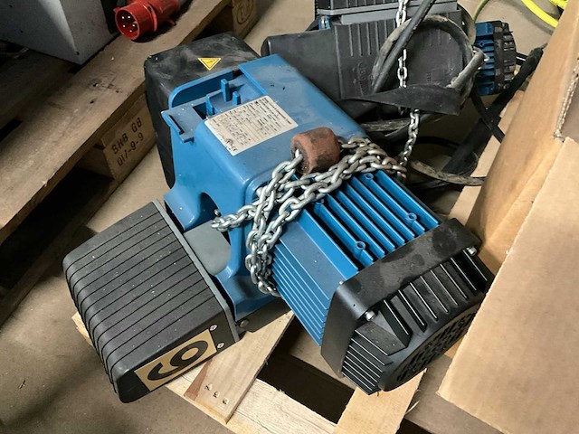 Demag kettingtakel (3x) - afbeelding 2 van  9