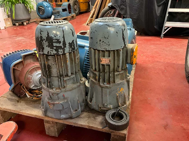 Demag motoreduktorenks7 + 16/6k8-2 - afbeelding 1 van  5