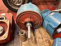 Demag reduktie p23 en holle as p23/p400 - afbeelding 1 van  4