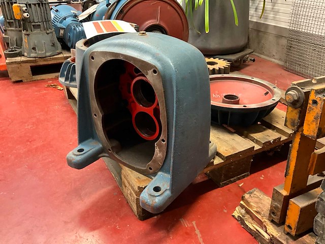 Demag reduktiehuis leeg 112d met flens - zonder paspennen 10 x 60 - afbeelding 3 van  4