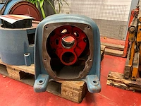 Demag reduktiehuis leeg 112d met flens - zonder paspennen 10 x 60