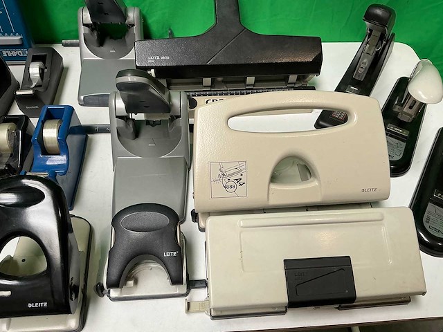 Demo, leitz, fellowes, rapid, lyreco, etc. - overige kantoorartikelen (34x) - afbeelding 5 van  5