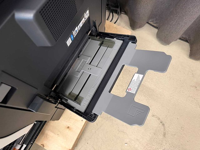 (demo machine) konica minolta bizhub c3351 - multifunctionele full color laserprinter - afbeelding 5 van  12