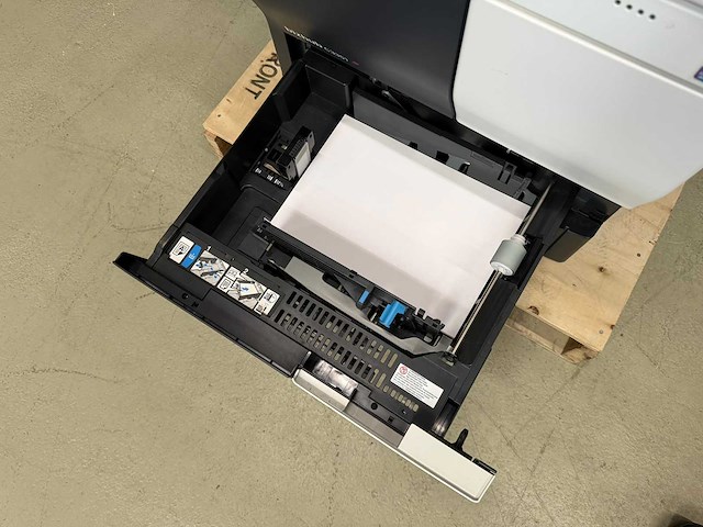(demo machine) konica minolta bizhub c3351 - multifunctionele full color laserprinter - afbeelding 7 van  12