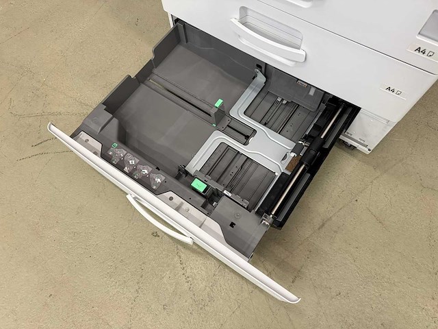 (demo machine) ricoh im 2702 - multifunctionele laserprinter - afbeelding 6 van  12