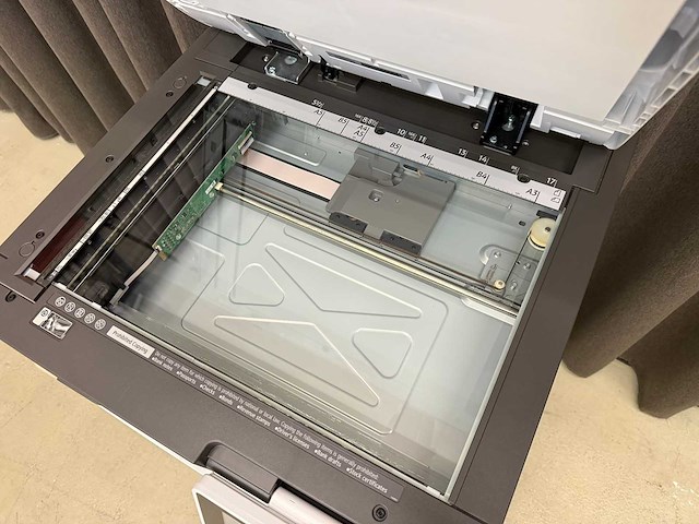 (demo machine) ricoh im 2702 - multifunctionele laserprinter - afbeelding 9 van  12