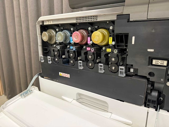 (demo machine) ricoh mp c306 - multifunctionele full color laserprinter - afbeelding 10 van  14