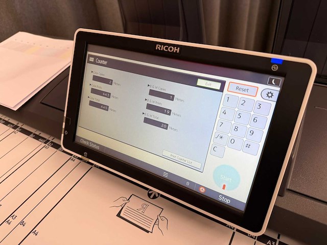 (demo machine) ricoh mp cw2201sp - multifunctionele full color plotter - afbeelding 15 van  15