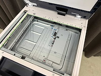 (demo machine) xerox versalink c7130 - multifunctionele full color laserprinter - afbeelding 12 van  14