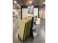 Demo modellen gordijnen, tafels, stoelen, grote plant enz - afbeelding 7 van  20