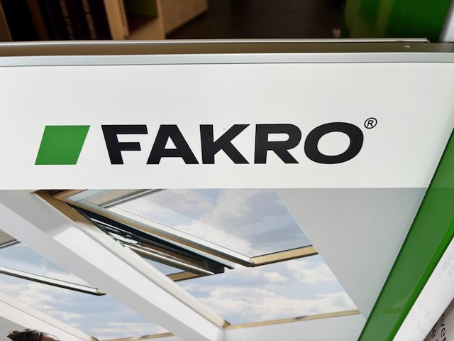 Demo stand fakro incl dakvenster - afbeelding 3 van  5