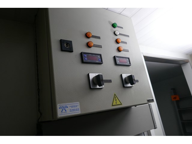 Demontabele koelcel met 2 miniboxen koel en vriesruimtes - afbeelding 3 van  11