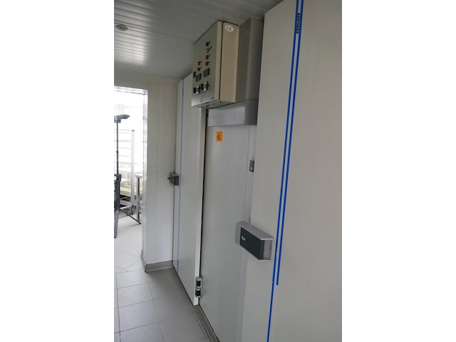 Demontabele koelcel met 2 miniboxen koel en vriesruimtes - afbeelding 4 van  11