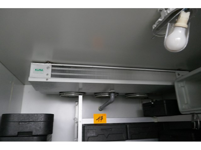 Demontabele koelcel met 2 miniboxen koel en vriesruimtes - afbeelding 7 van  11