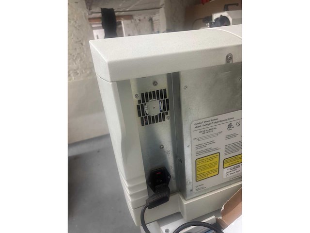 Den optix qst gendex tandarts apparatuur scanner - afbeelding 3 van  4